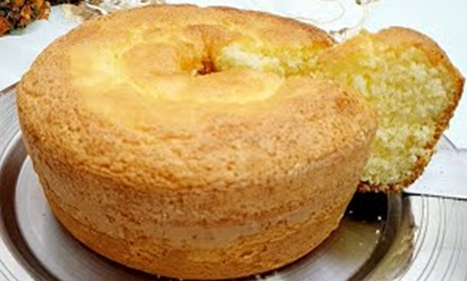 Esse Bolo de Amido de Milho é Perfeito para o seu Café